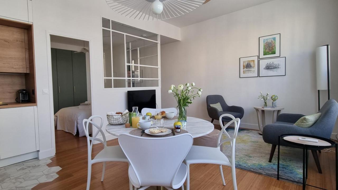Au 53, Sous Le Chartil Apartment Reims Ngoại thất bức ảnh